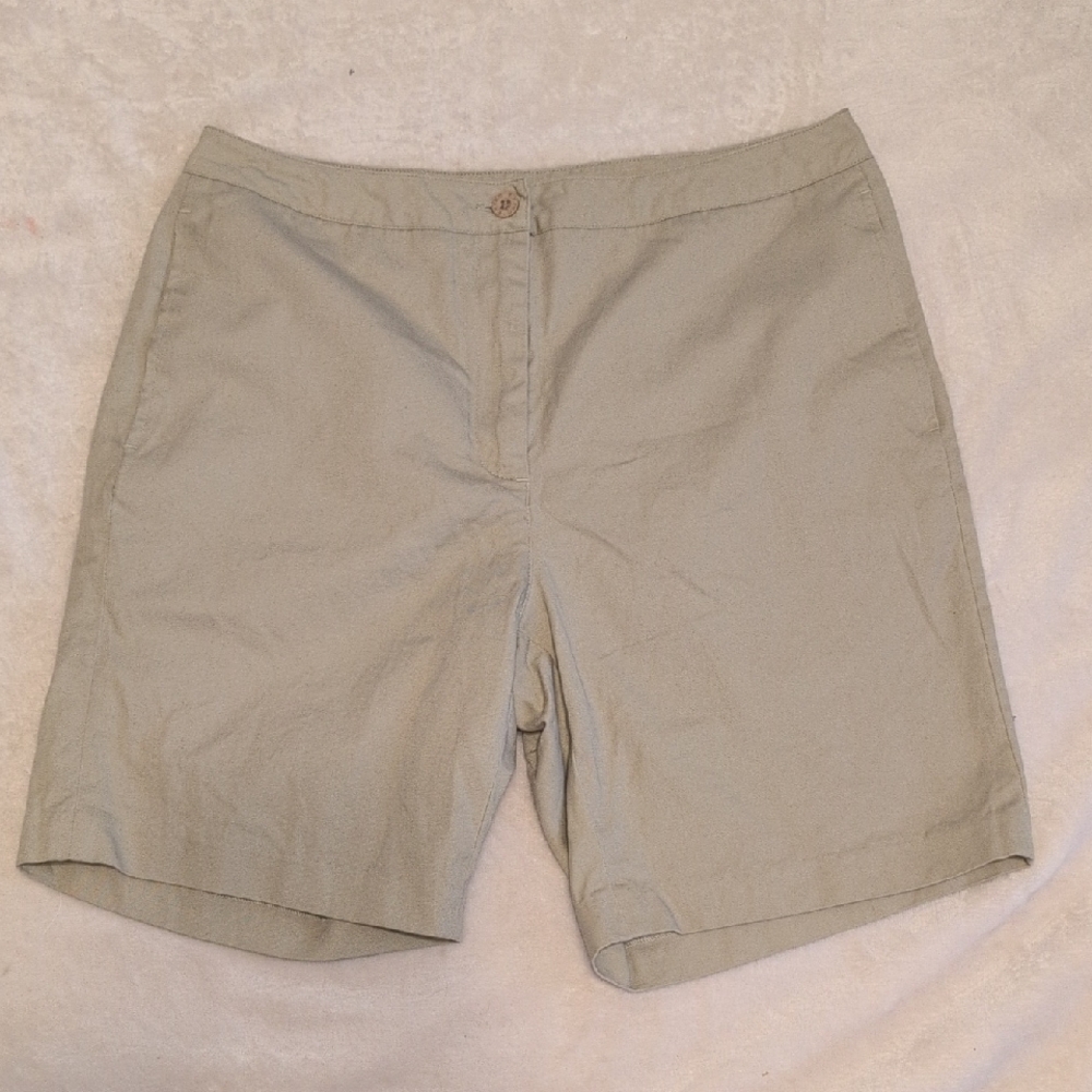 EP Pro Women's Tan Khaki Shorts Size 8